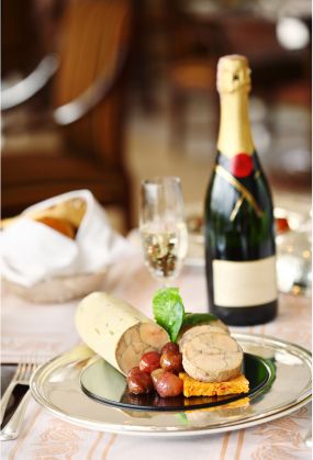 Champagne Cuvée de la Maison Bollinger et foie gras